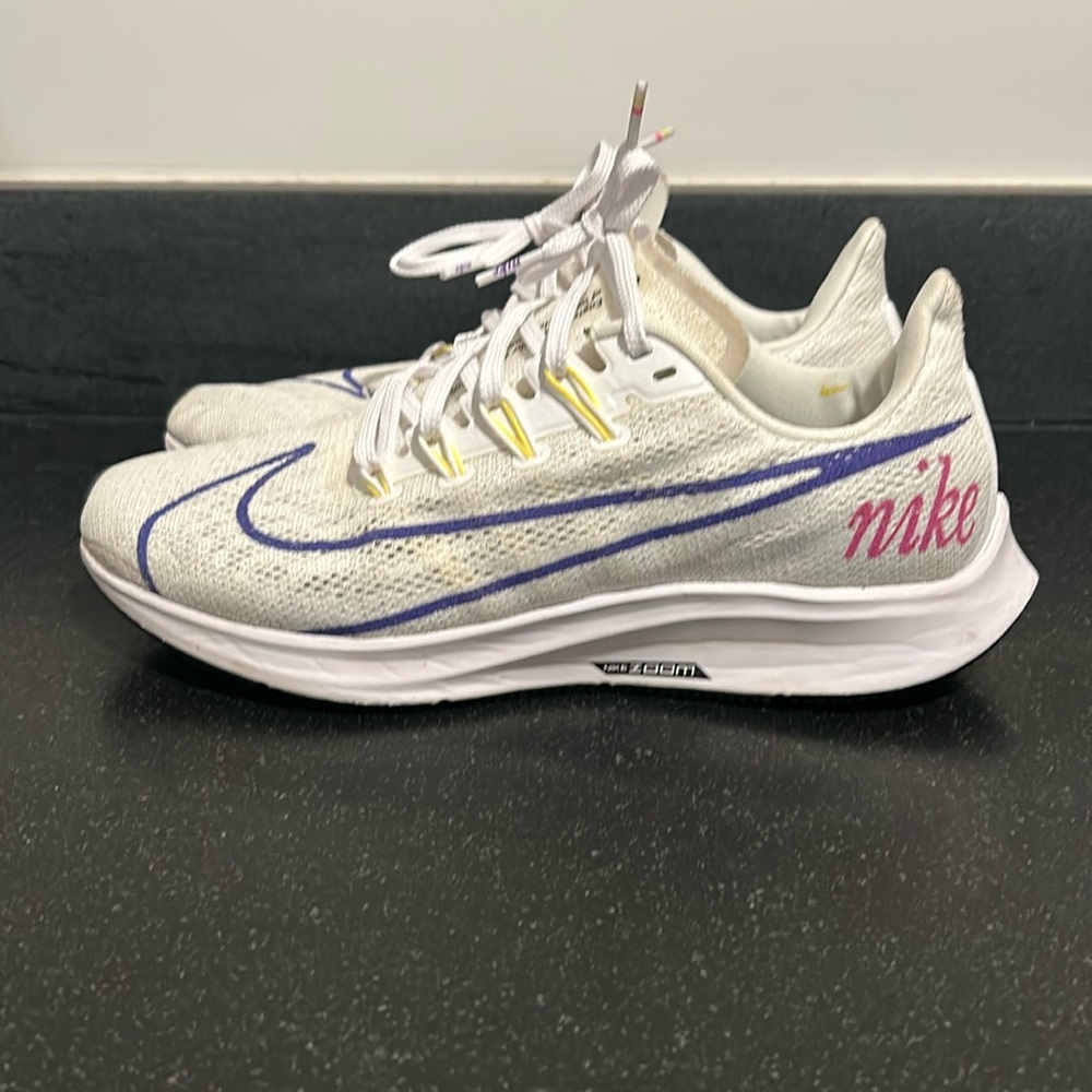 Nike Air Pegasus 36 size 8